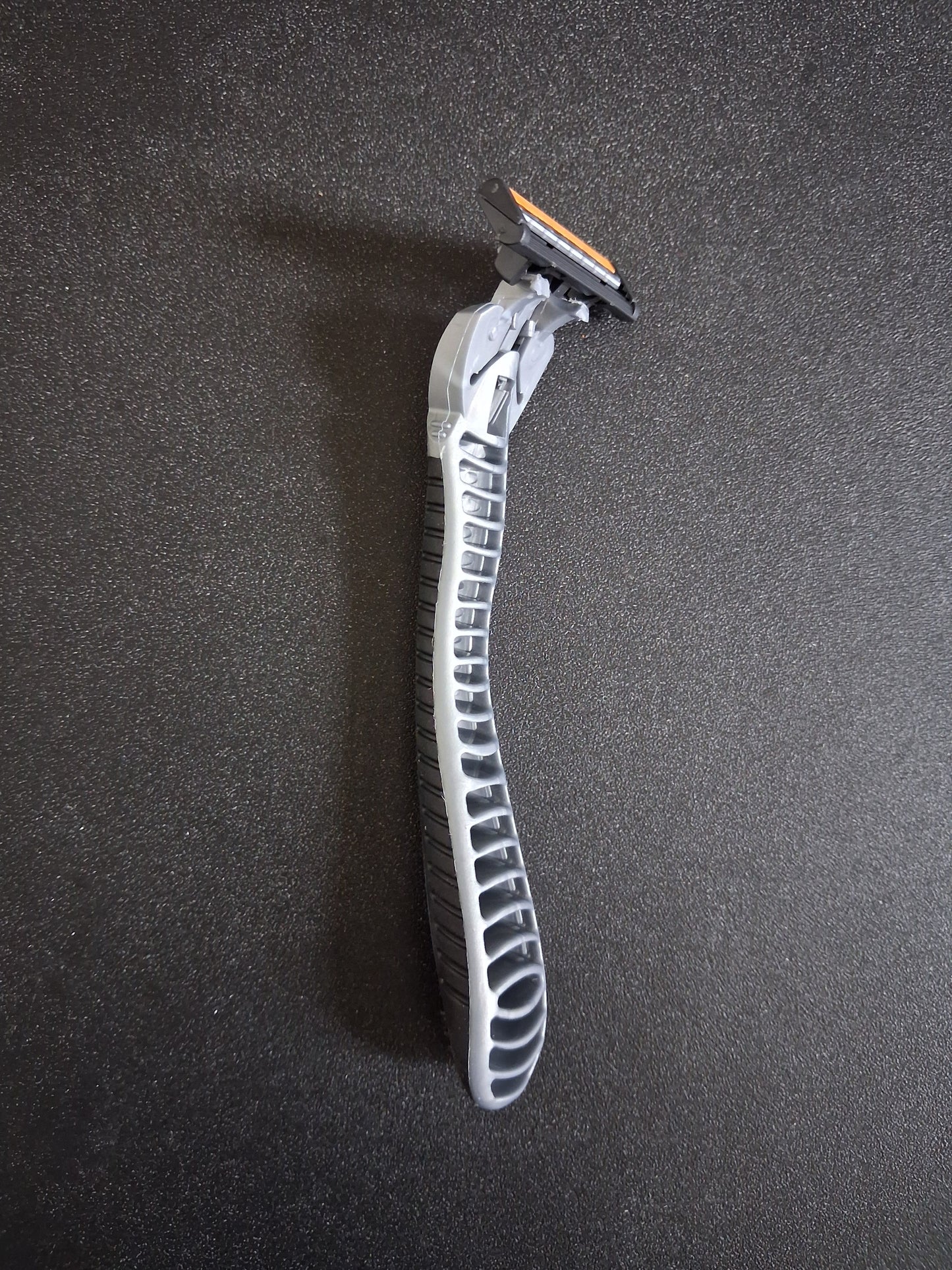 Reusable Razor Handle + Triple 6-Layer Stainless Steel Blades